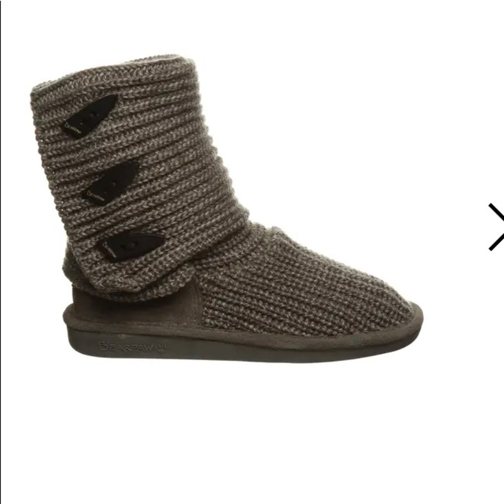 Wore once y’all knitted bear paw boot